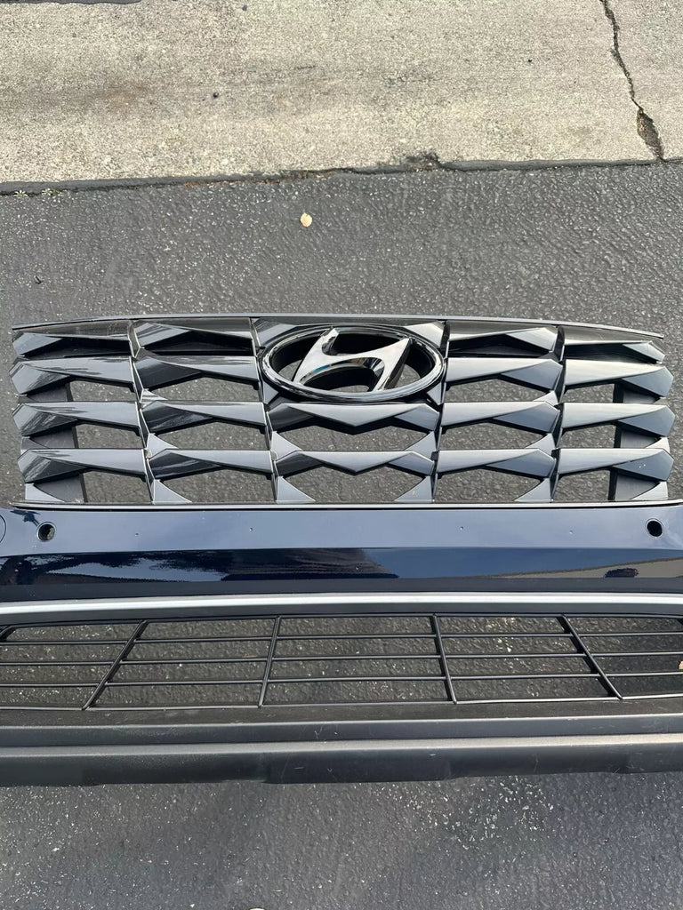 GENUINE 22-23 Hyundai Tucson Front Bumper Cover WITH GRILLE WITHOUT CAMERA HOLE