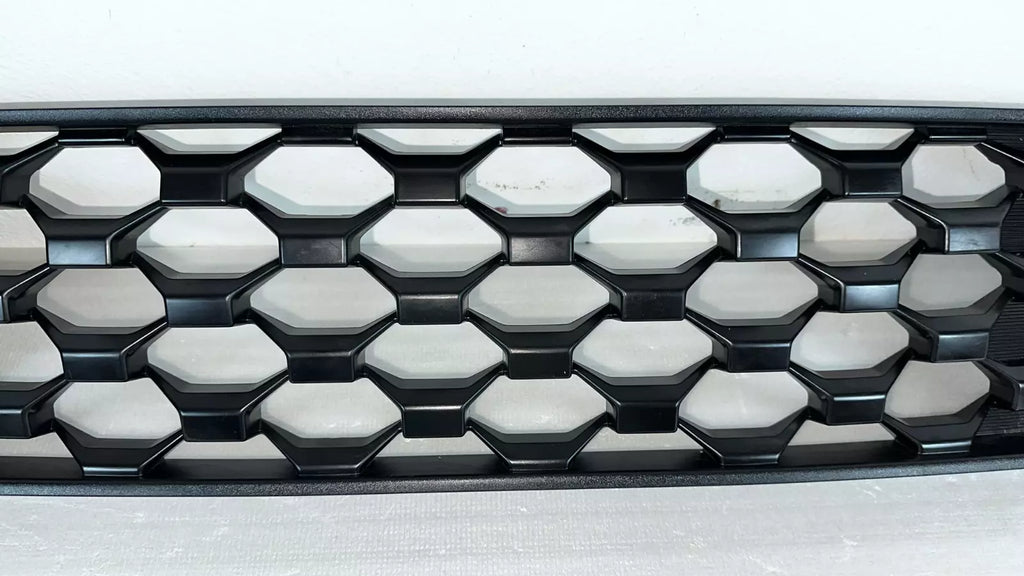 2022-2023 Hyundai Kona ⭐GENUINE⭐ Grille Front Bumper UPPER 86350J9CC0 BK