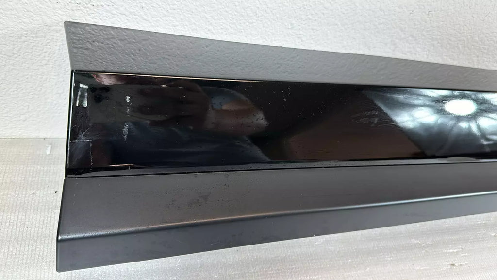 FRONT Door Lower Molding Right Black Tucson N-Line 21-22 HYBRID 23-24 87722N9CA0
