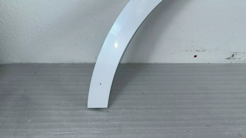 2021-2024 Genesis GV80 FRONT Fender Wheel Molding LEFT ⭐GENUINE⭐ 87711T6000 UYH