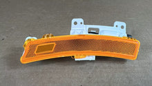 Load image into Gallery viewer, Front Bumper Reflector Light Lamp Right RH For Hyundai Palisade 22-23 921A2S8500