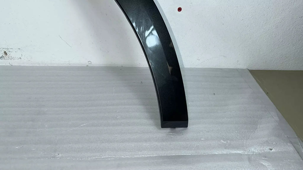 2021-2024 Genesis GV80 FRONT Fender Wheel Molding Right ⭐GENUINE⭐ 87712T6000 NCM