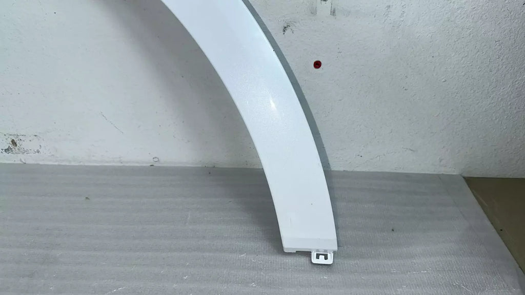 2021-2024 Genesis GV80 FRONT Fender Wheel Molding LEFT ⭐GENUINE⭐ 87711T6000 UYH
