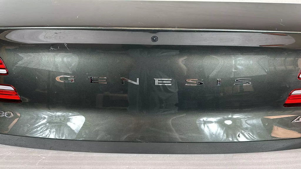 Genesis GV80 Rear Tail Finish Panel 2021-2022 ⭐GENUINE⭐ 87311T6000 / 87380T6000