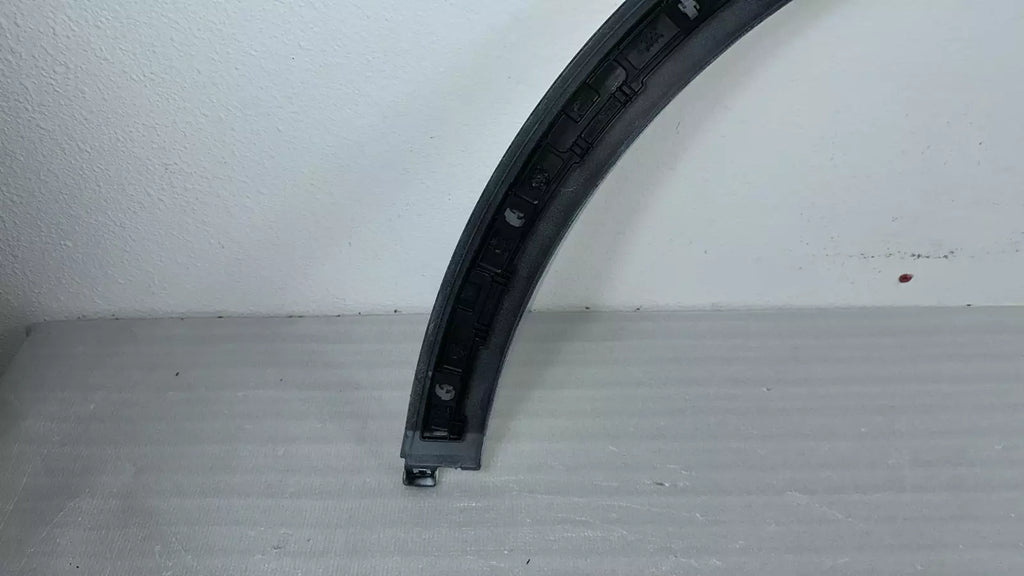 2021-2024 Genesis GV80 FRONT Fender Wheel Molding LEFT ⭐GENUINE⭐ 87711T6000 UYH