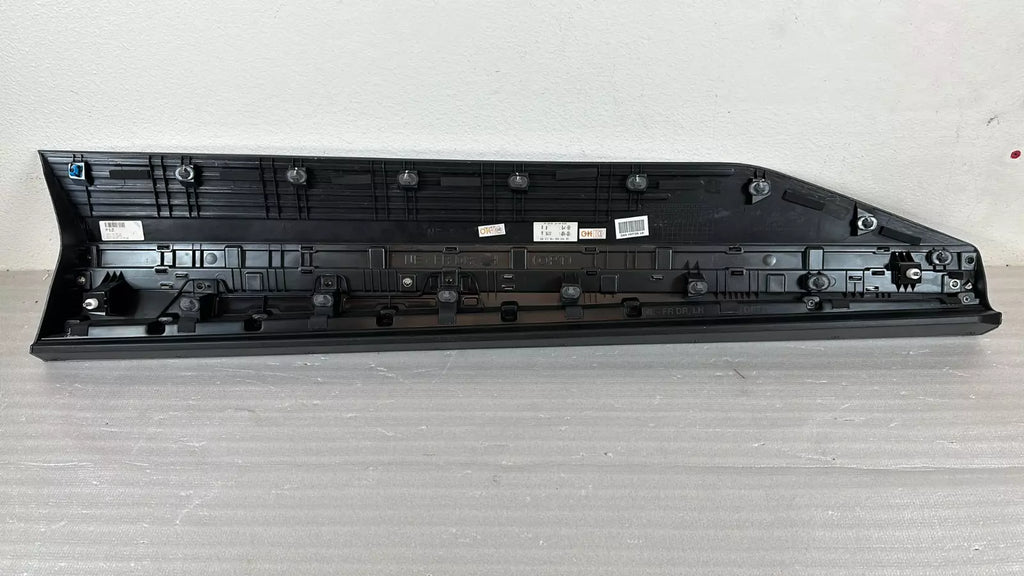 FRONT Door Lower Molding Left DRIVER GRAY FOR IONIQ 5 Limited 22-2024 87721GI100