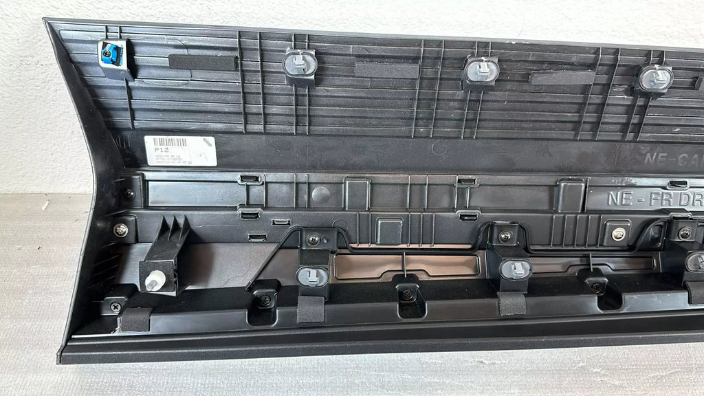FRONT Door Lower Molding Left DRIVER GRAY FOR IONIQ 5 Limited 22-2024 87721GI100
