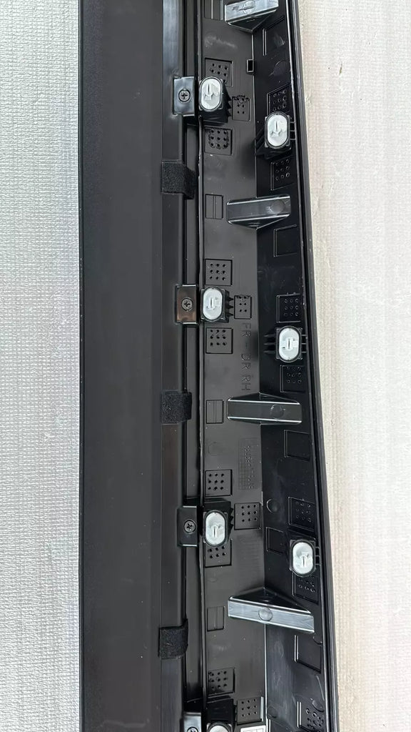 FRONT Door Lower Molding Right Black Tucson N-Line 21-22 HYBRID 23-24 87722N9CA0