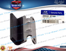 Load image into Gallery viewer, GENUINE UPPER CHAIN GUIDE FOR 99-10 FOR HYUNDAI KIA 2.5L 2.7L 2443237100