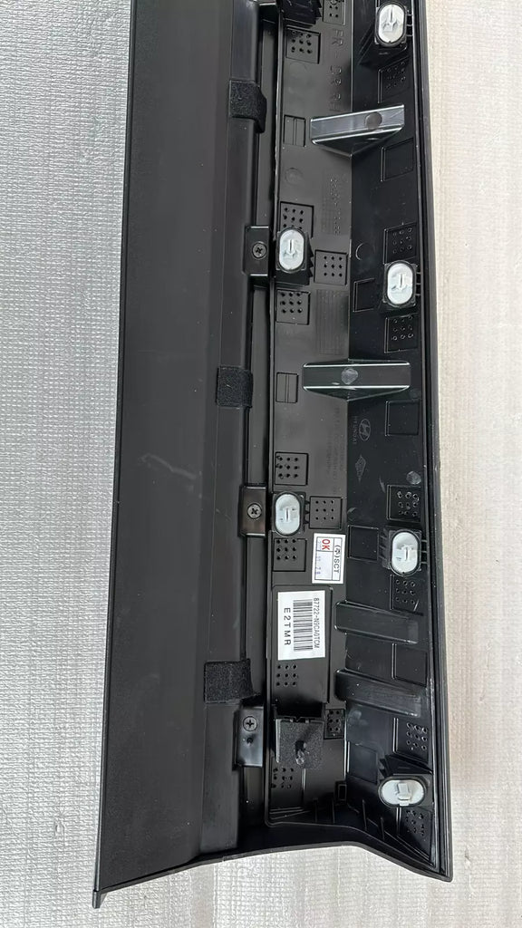 FRONT Door Lower Molding Right Black Tucson N-Line 21-22 HYBRID 23-24 87722N9CA0