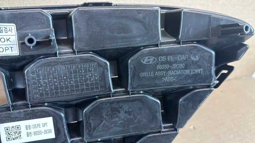 2022-2023 Hyundai Kona ⭐⭐GENUINE⭐⭐ Grille Front Bumper UPPER ⭐OEM⭐ 86350J9CB0