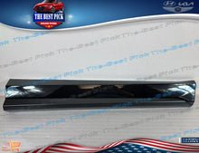 Load image into Gallery viewer, FRONT Door Lower Molding Right Black Tucson N-Line 21-22 HYBRID 23-24 87722N9CA0