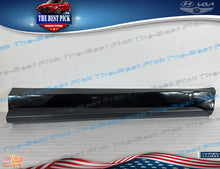 Load image into Gallery viewer, FRONT Door Lower Molding Right Black Tucson N-Line 21-22 HYBRID 23-24 87722N9CA0
