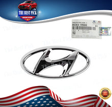 Load image into Gallery viewer, Genuine Front Grille Emblem Nameplate "H" Hyundai Accent 2011-2017 863631R000