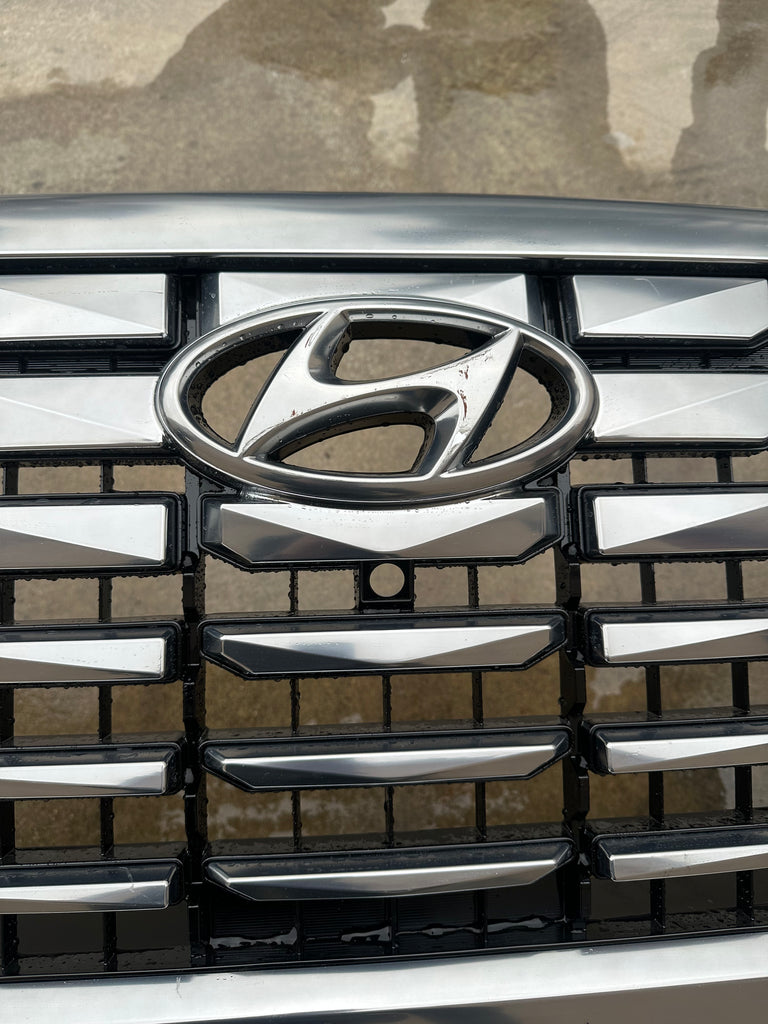 2023 Hyundai palisade caligraphy front bumper