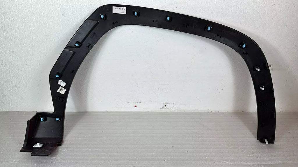 2022-2023 Hyundai Tucson⭐GENUINE⭐ FRONT Fender Wheel Molding LEFT 87711N9CA0 R2P