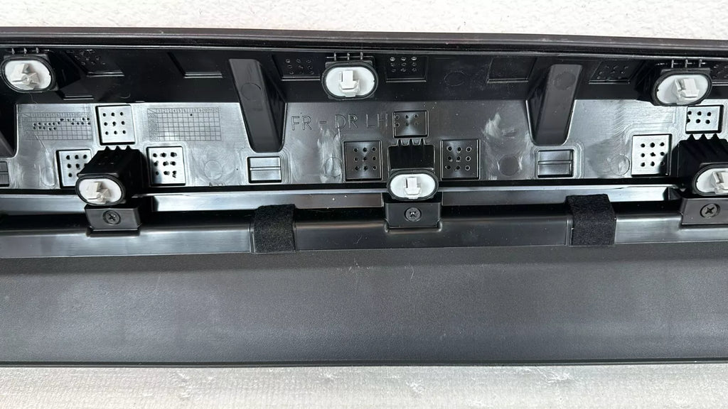 FRONT Door Lower Molding LEFT For Tucson N-Line 21-22 HYBRID 23-24 87721N9CA0R2P