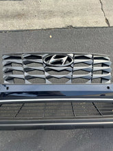 Load image into Gallery viewer, GENUINE 22-23 Hyundai Tucson Front Bumper Cover WITH GRILLE WITHOUT CAMERA HOLE