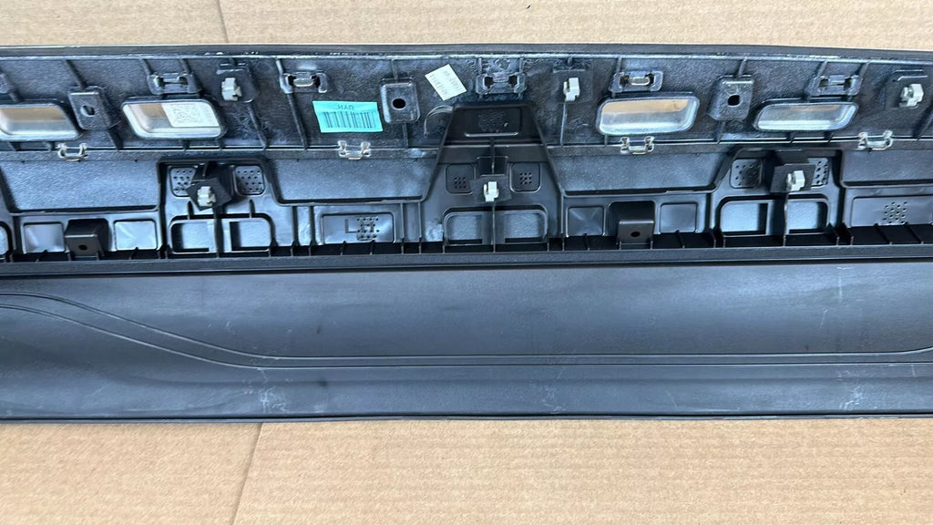 2021-2024 GENESIS GV80 Front Door Lower Molding RIGHT SIDE ⭐OEM⭐ 87722T6000 UYH