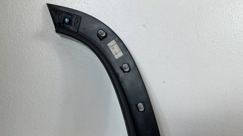 ⭐GENUINE⭐ REAR Door Lower Molding Left DRIVER 87731N9CA0 Y3G Tucson N-Line 22-23
