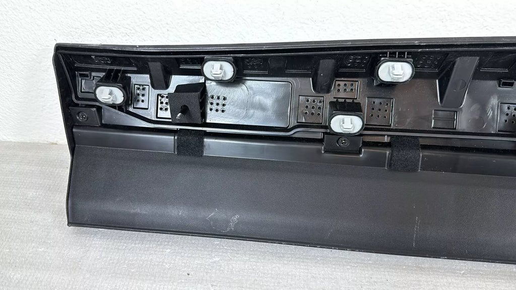 FRONT Door Lower Molding Right Tucson N-Line 21-22 HYBRID 23-24 87722N9CA0 Y3R