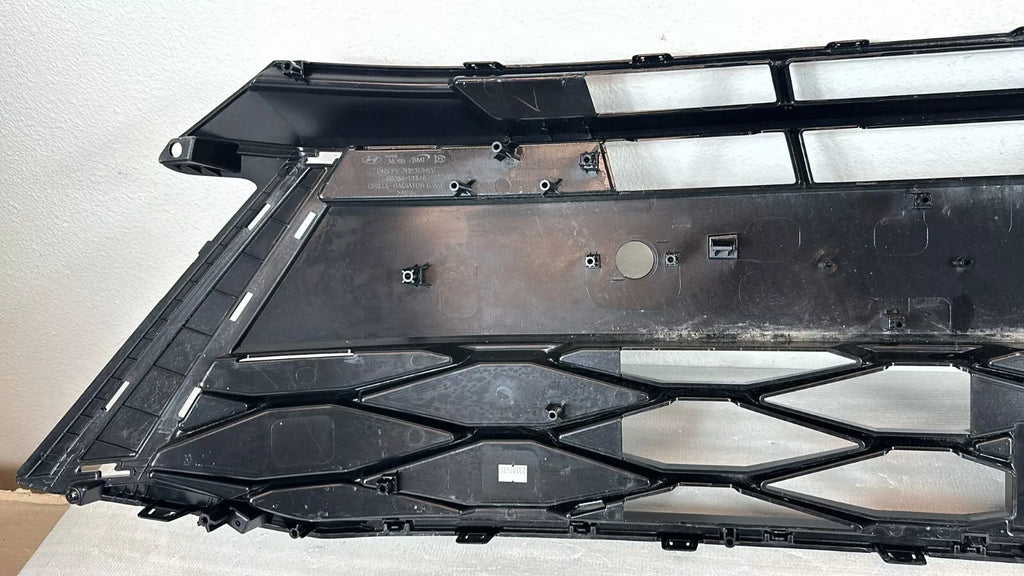 2024-2025 HYUNDAI SONATA ⭐GENUINE⭐ Grille Radiator Black W / O Camera 86350L1510