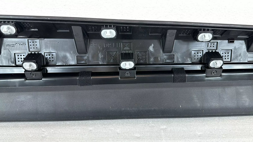 FRONT Door Lower Molding LEFT For Tucson N-Line 21-22 HYBRID 23-24 87721N9CA0R2P