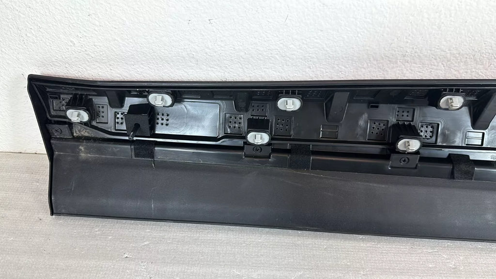 FRONT Door Lower Molding Right Tucson N-Line 21-22 HYBRID 23-24 87722N9CA0 YP6