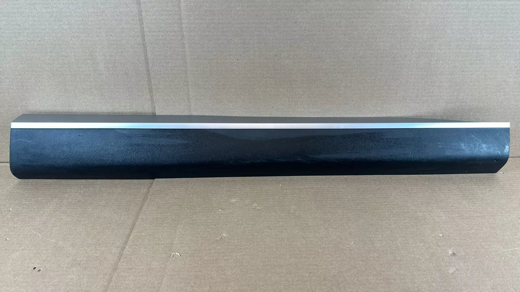 ⭐OEM⭐ Front Door Lower Molding Garnish Right For 20-2022 Palisade 87722S8000 SPC