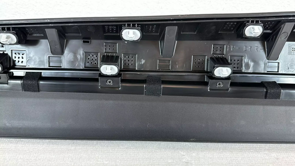 FRONT Door Lower Molding Right Black Tucson N-Line 21-22 HYBRID 23-24 87722N9CA0