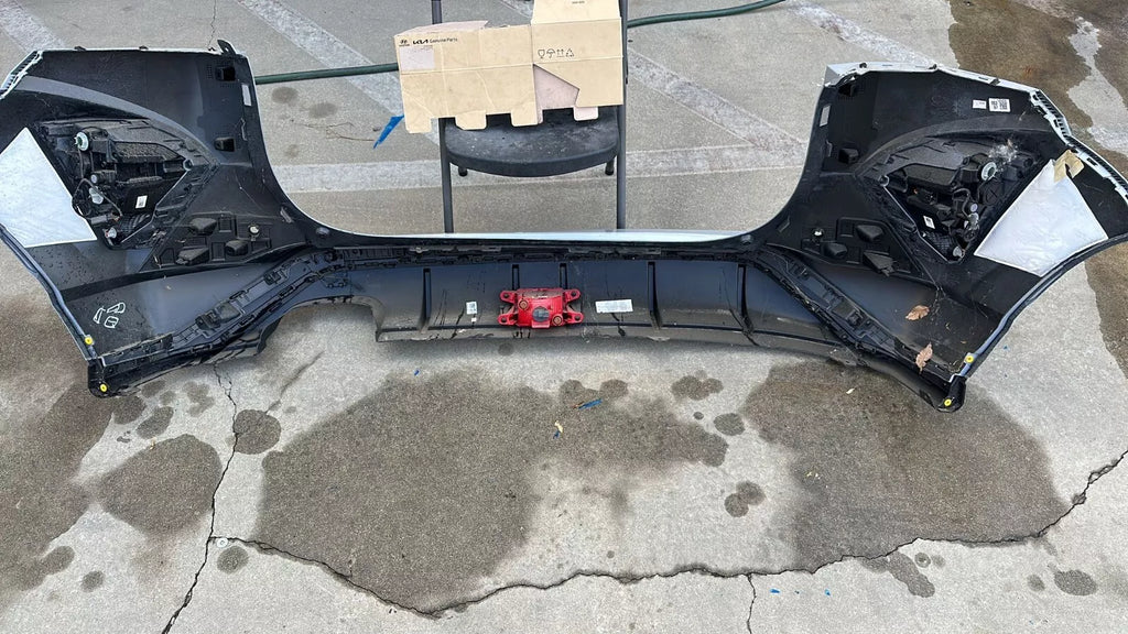 2024 Hyundai KONA N-LINE REAR BUMPER WITH SENSOR HOLE ⭐OEM⭐ 86650BE020