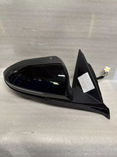 Load image into Gallery viewer, 2022-2023 HYUNDAI TUCSON RIGHT PASSENGER MIRROR W/CAMERA 87620N7AM0