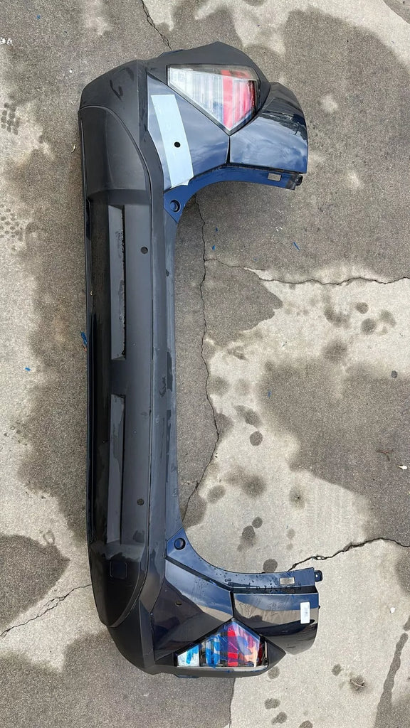 2024 Hyundai KONA LIMITED REAR BUMPER WITH SENSOR HOLE ⭐OEM⭐ 86650BE020