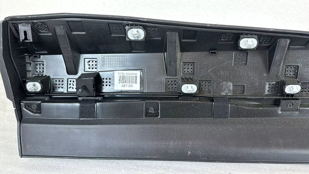 22-23 Tucson N-Line ⭐GENUINE⭐ REAR Door Lower Molding RIGHT SIDE 87732N9CA0 Y3G