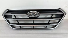 Load image into Gallery viewer, 2016-2018 HYUNDAI TUCSON ✅GENUINE✅ GRILLE RADIATOR FRONT 86350D3000 RAM