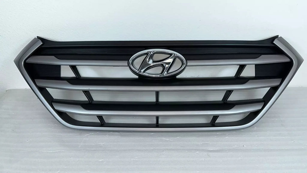 2016-2018 Hyundai Tucson Front Upper Bumper Grille Grill W/ EMBLEM 86350D3000RAM