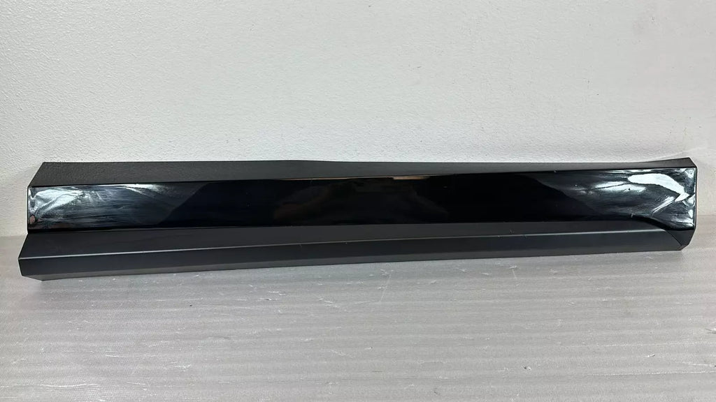 FRONT Door Lower Molding Right Black Tucson N-Line 21-22 HYBRID 23-24 87722N9CA0