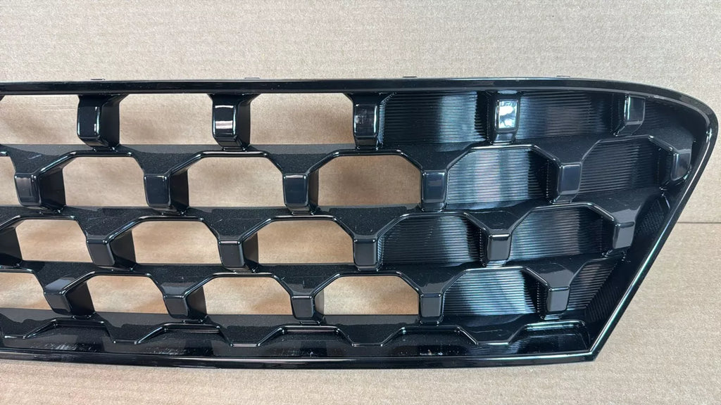 2022-2023 Hyundai Kona ⭐⭐GENUINE⭐⭐ Grille Front Bumper UPPER ⭐OEM⭐ 86350J9CB0