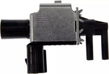 Load image into Gallery viewer, GENUINE VALVE SOLENOID FOR 06-09 STA FE 06-11 OPTIMA RONDO 2.7L 394603E100