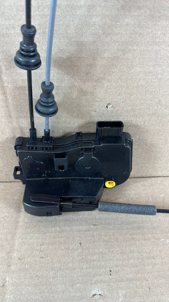 2011-2015 Hyundai Sonata Door Lock Actuator FRONT LEFT 813103S010