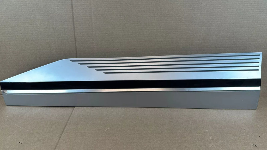 2022-2024 IONIQ 5 Limite ⭐ OEM ⭐ FRONT Door Lower Molding Left GRAY ⭐ 87721GI100