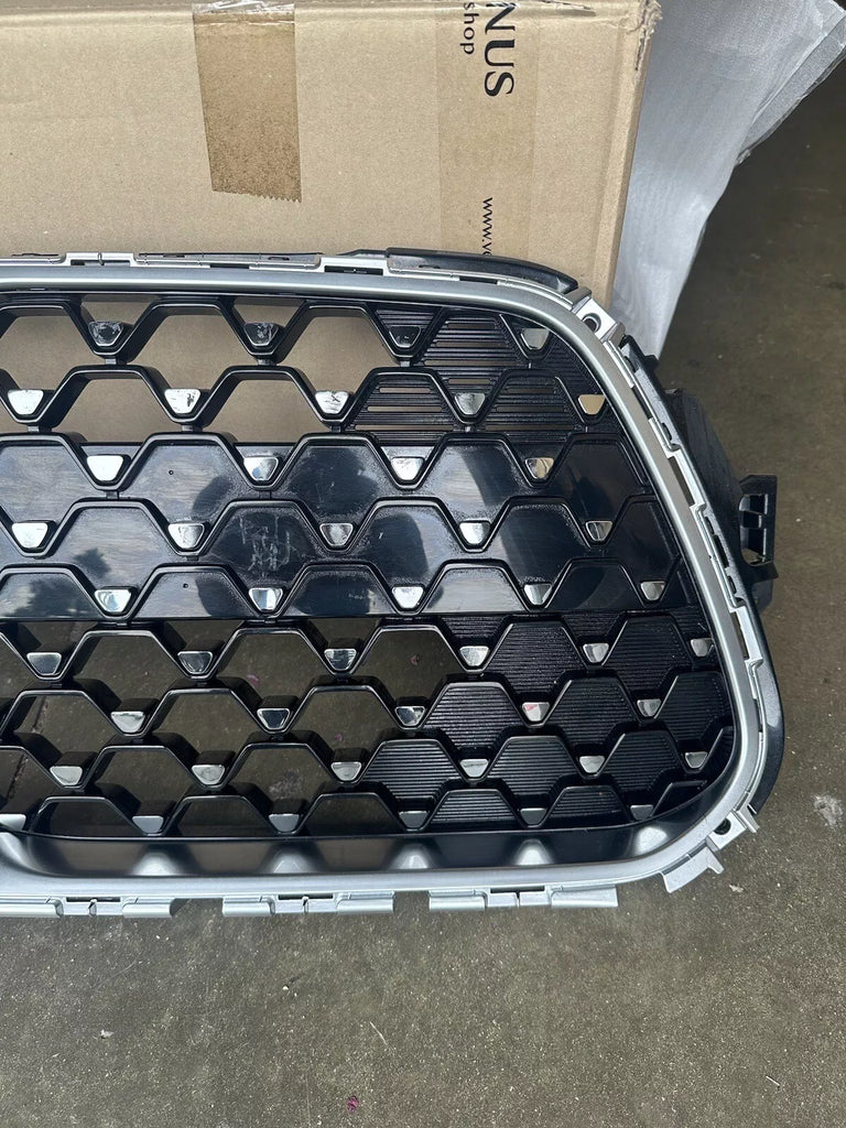 Genuine 2020 2021 2022 Kia Soul Front Grille 86531K0020