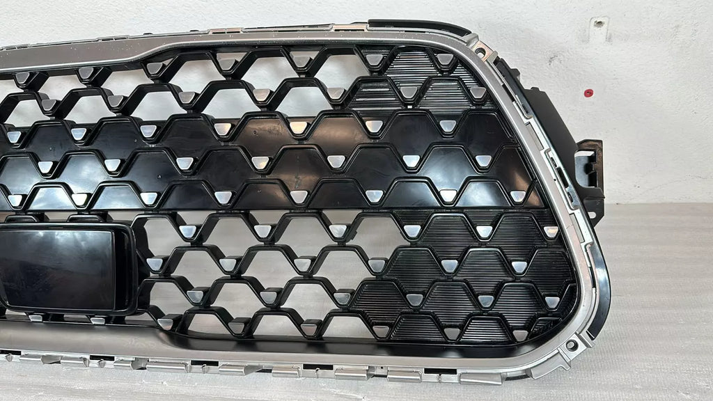 2020 - 2022 KIA Soul EX ⭐GENUINE⭐ FRONT LWOER GRILLE W/O FOG LIGHTE W / RADAR