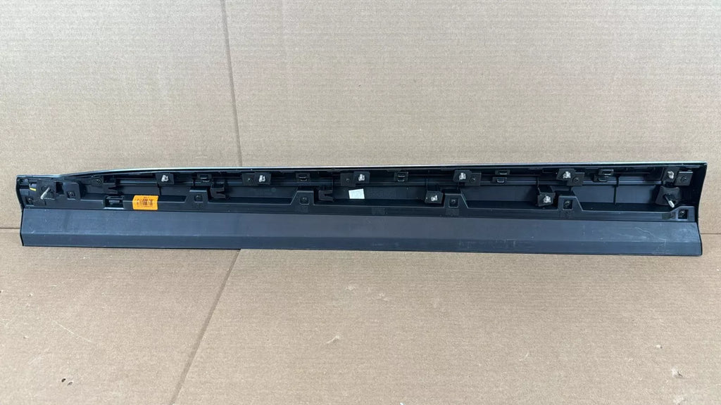 ⭐OEM⭐ Front Door Lower Molding Garnish Right For 20-2022 Palisade 87722S8000 SPC