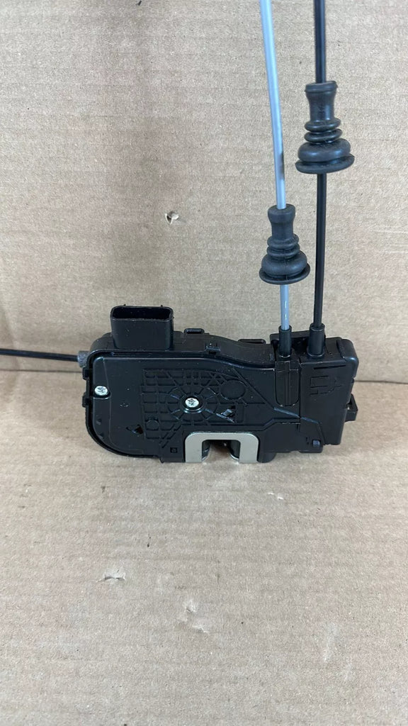 2011-2015 Hyundai Sonata Door Lock Actuator FRONT LEFT 813103S010