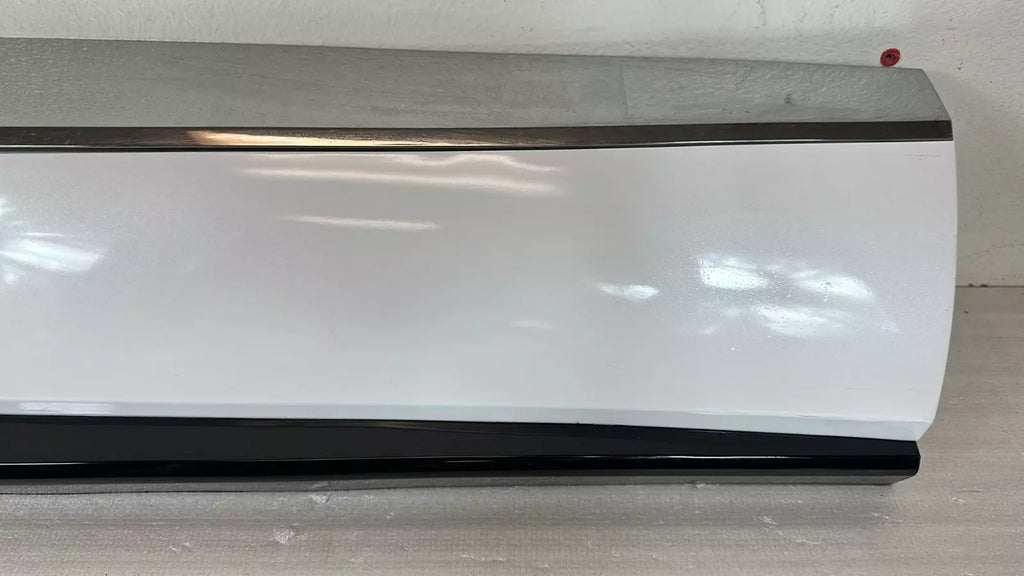 2021-2024 GENESIS GV80 Front Door Lower Molding RIGHT SIDE ⭐OEM⭐ 87722T6000 WHT