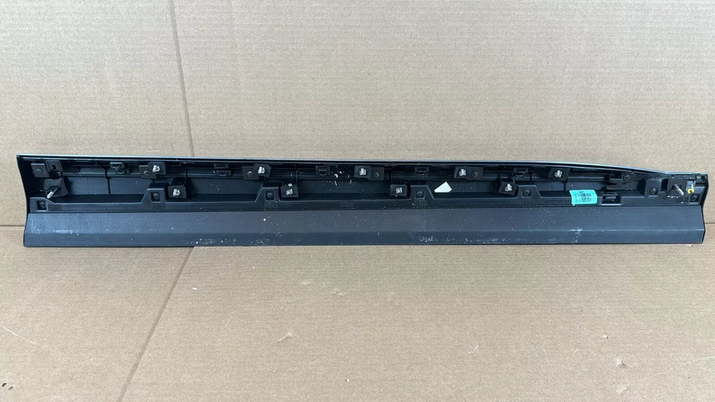 ⭐OEM⭐ FRONT Door Lower Molding LEFT Driver For PALISADE 2020-2022 87721S8000 SPC