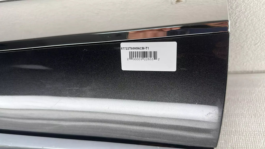 2021-2024 GENESIS GV80 Front Door Lower Molding RIGHT SIDE ⭐OEM⭐ 87722T6000NCM