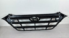 Load image into Gallery viewer, 2016-2018 Hyundai Tucson Front Upper Bumper Grille Grill W/ EMBLEM 86350D3000RAM