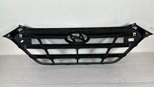 Load image into Gallery viewer, 2016-2018 HYUNDAI TUCSON ✅GENUINE✅ GRILLE RADIATOR FRONT 86350D3000 RAM